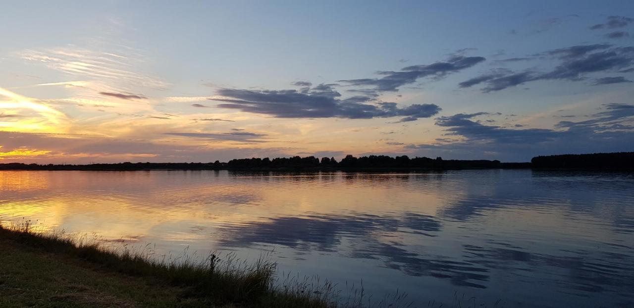 Slapen Aan De Voet Van De Molen Ovezande Luaran gambar